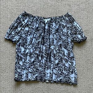 Croft & Barrow Black and White Blouse